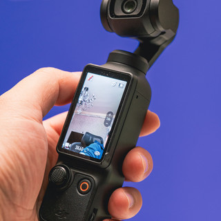 实测对比：口袋云台相机选Pocket 3还是4？不同场景续航差距一次说清
