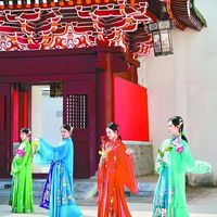 北京出发1小时直达！红楼梦零门槛也能冲，中式美学沉浸体验到底值不值