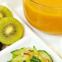 难怪孩子总喊饿、上课没精神！营养师：面包牛奶早餐根本不达标