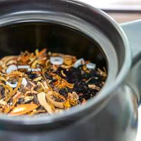 脾胃虚寒别急着喝姜米茶！老中医：这3类人喝错反而伤身又上火
