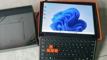 鱼流出高性能三合一PC游戏掌机，10.95英寸2.5K高刷屏幕