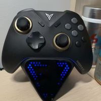 我的桌游好搭子之飞智黑武士5Pro竞技精英手柄