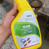 有猫有狗灭蟑螂怕中毒？三步选对安全蟑螂药成分和形态