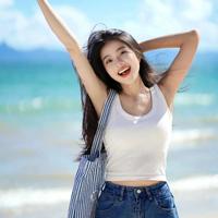为什么你拍照永远僵硬？摄影师说出真相：不是长相问题，是心态先错了