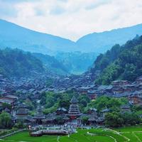 贵州这个侗寨藏太深！10元糯米饭管饱，酸汤鱼50元吃到爽