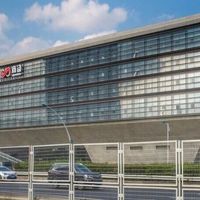 免费无广告的AI Office来了！微软WPS的对手，1人1周开发能打几分