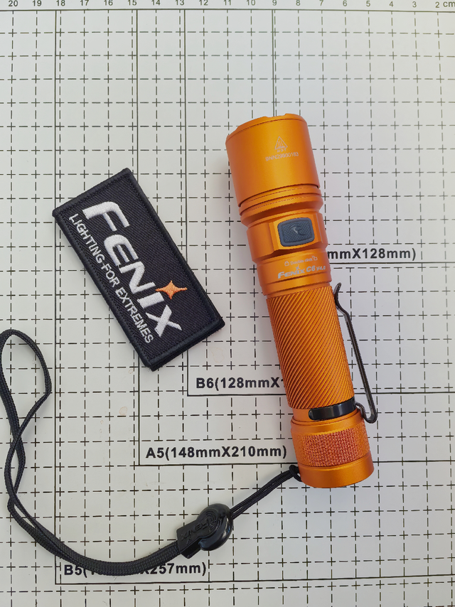 Fenix菲尼克斯c6 V4.0 手电分享