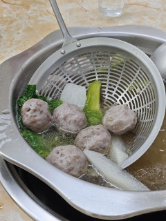 🥩呢餐牛肉边炉，给个夯
