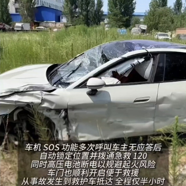 高速轮胎砸晕车主！小米SU7自救报警，买电车这些安全配置是基础