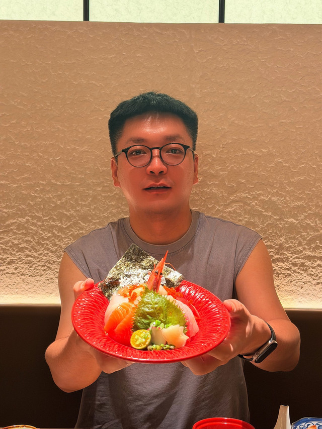 大连开发区新晋日料店，一饭吃九鲜