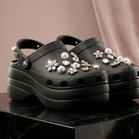 599到2000+Crocs联名怎么选？一篇说清各价位到底差在哪