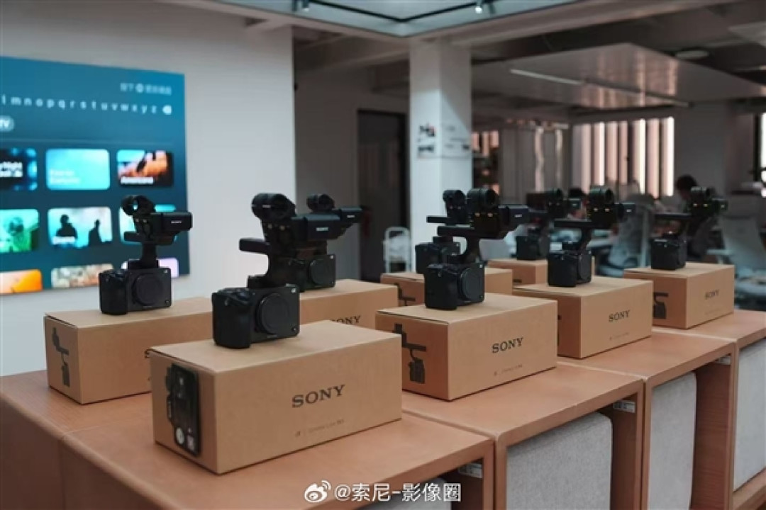 一台3.2万元 索尼FX5电影摄影机首批交付:影视飓风买了8台