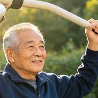 中老年人免疫力下降补什么？4款增强体质营养补品，变天不感冒