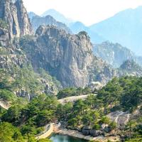 黄山山顶60块一碗面值不值?本地人带你花山底钱吃饱山景