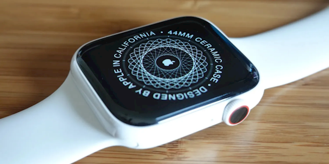 时隔7年回归!苹果Apple Watch 12陶瓷版曝光:最快今年发布