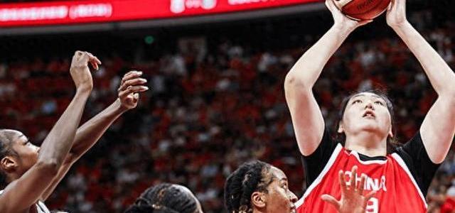 中国女篮70-67险胜尼日利亚，张子宇23+13统治内线，但外线哑火藏隐患
