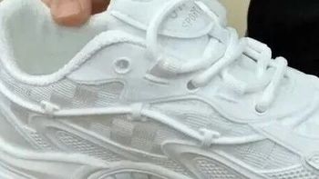 JK制服鞋磨脚掉跟怎么破？资深JK教你从选码到试穿一步到位