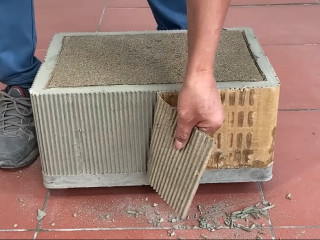 9月换盆快到了：网上流行的4种DIY花盆，省钱还是“植物杀手”，我替你算了一遍