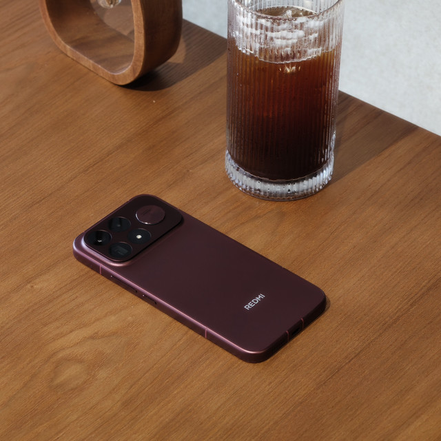 重？但 K100 Pro Max 让我挑不出第二个毛病，REDMI K100 Pro Max 上手体验