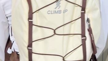  户外CP穿搭！这个男女同款登山包让我们徒步甜度超标