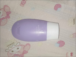 隔离霜修饰肤色均匀肤质