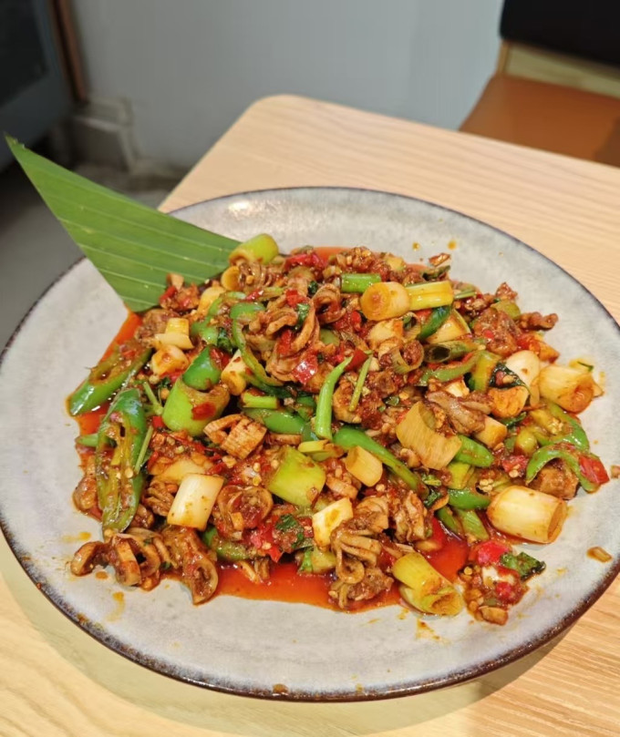 聚会餐饮