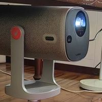 2026 新款投影仪带来居家观影新选择