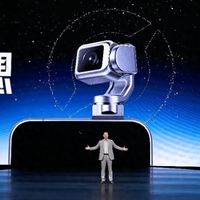 荣耀Robot Phone正式发布，开启手机具身智能新时代