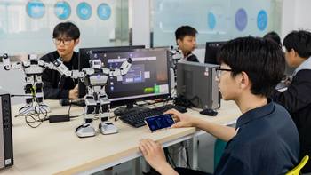 树莓派5vs成品机器人：花多少钱才能让孩子真正学会编程