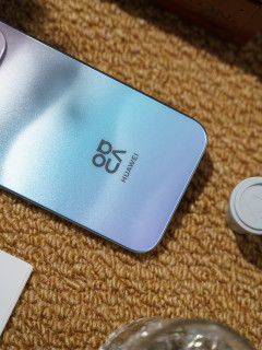 nova 16 SE，年轻人的潮流单品