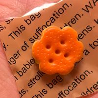 孩子爱吃的玩具可能正在害TA！食玩安全暗藏3大风险，家长选购必看这4点