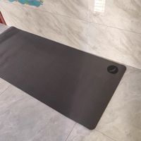 安踏瑜伽垫:环保材质舒适防滑