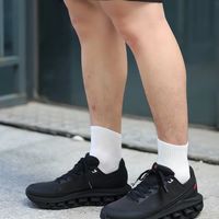 安踏折纸H1：把折纸踩在脚下，是真的会回弹