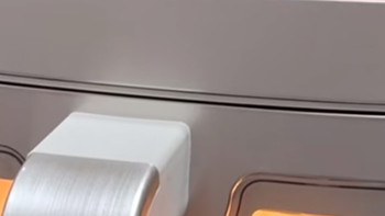 三款平价口红8小时持妆测试