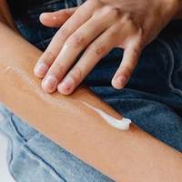 不爱浓香的上班族,什么身体乳有淡淡清香,我试下来更看使用体验