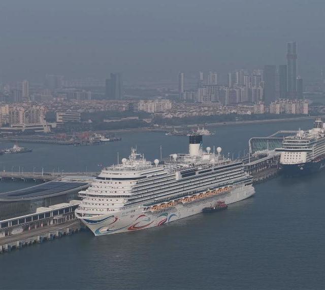 从500元/人到国庆纹丝不动的4399元：翻完20多份邮轮尾单报价，8-9月捡漏的节奏和3个坑都在这了