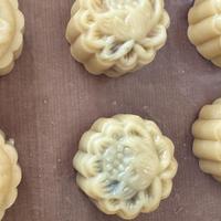 翻完20多条月饼翻车帖，给第一次做的人一个建议：先别碰广式