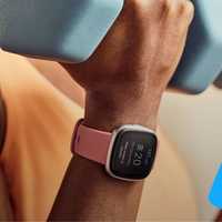 订阅还是买断？Whoop、Fitbit、Garmin三款无屏手环谁更值得入手