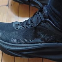 三款跑鞋推荐:适合不同体重