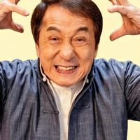 保险公司把他拉黑，他却用命拍出影史最贵镜头，四十年70多处骨折换一句“跳下去然后去医院”