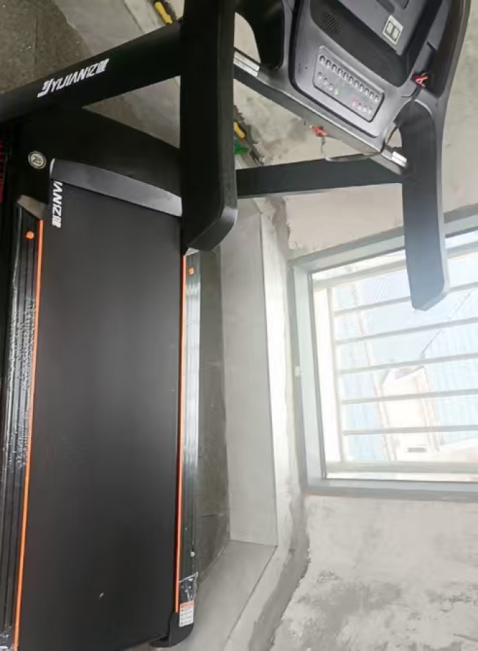 亿健跑步机