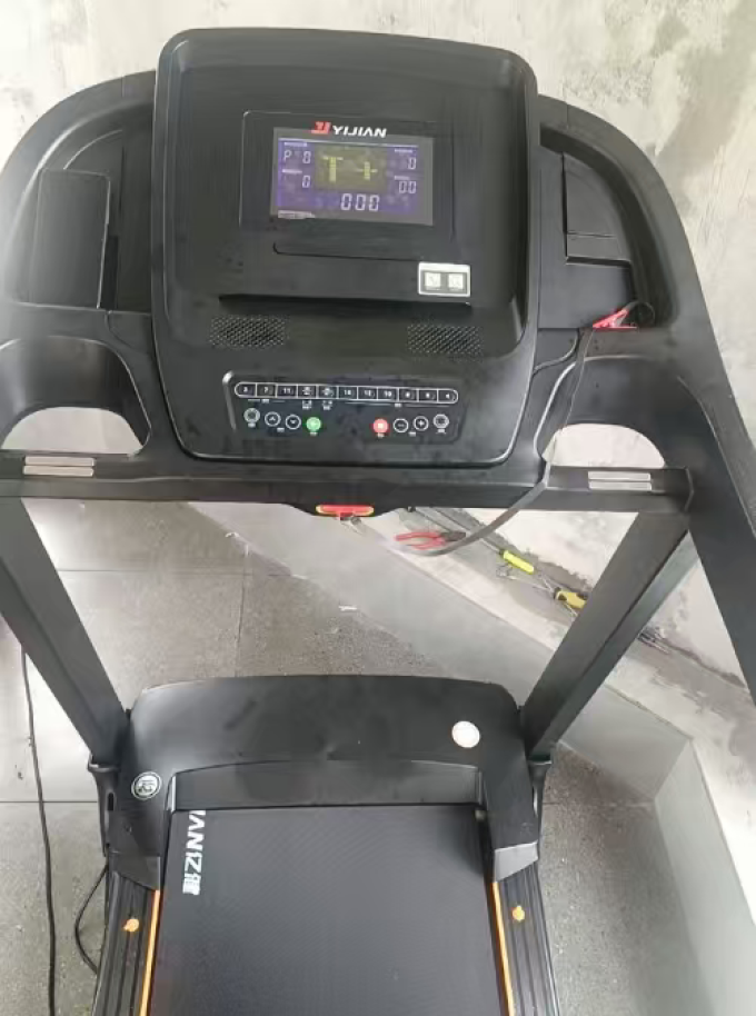 亿健跑步机