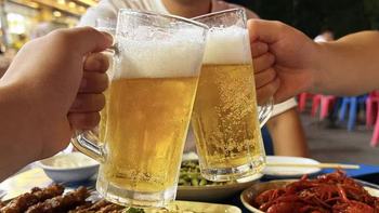 哪些国产啤酒值得囤？我国6款高口碑啤酒盘点，看看有你家乡的吗