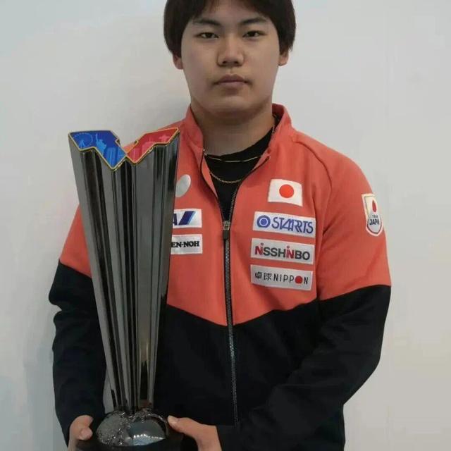 4-0横扫！法国新星击败张本智和创历史，中国男乒连续三站无人进八强