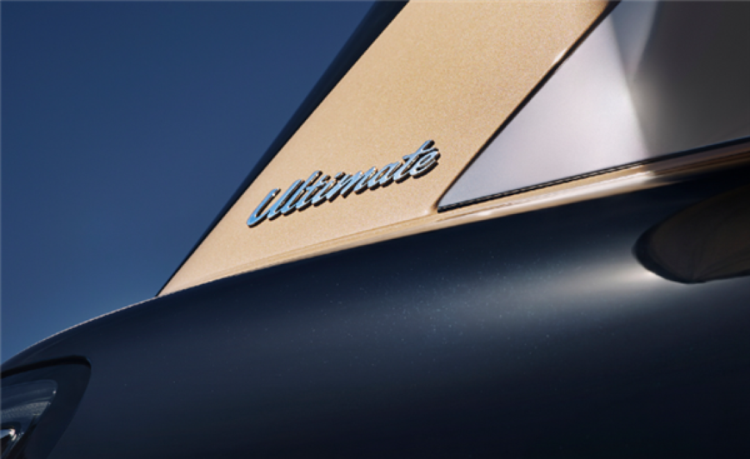 64.98万起、800V主动悬架上车 余承东体验全新问界M9 Ultimate