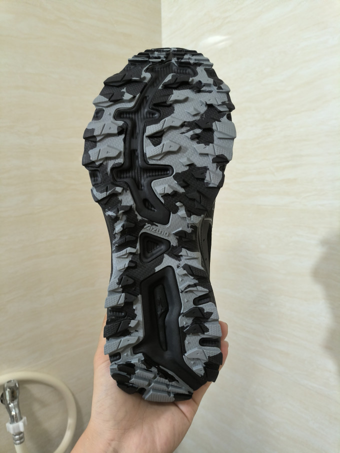 美津浓运动凉鞋