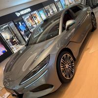 帕拉梅拉113万，腾势Z9GT才36万，开完才知道谁更值