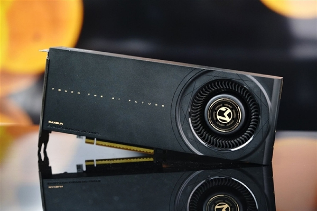 涨疯了!Intel锐炫Pro B70变理财产品:一个月暴涨48%