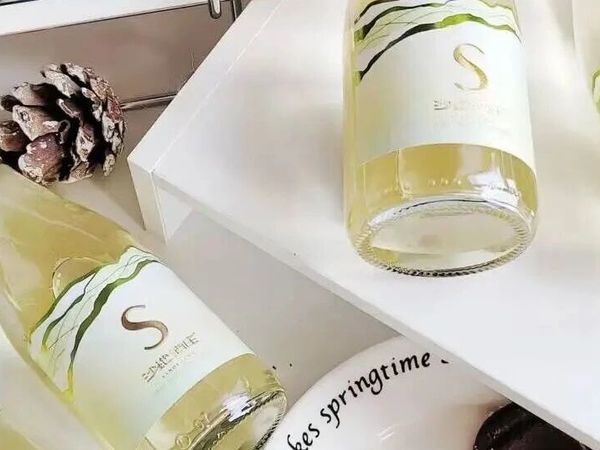 甜感突出丝滑易饮的8款葡萄酒推荐指南