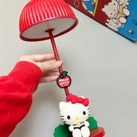 别再送鲜花口红了！这盏Kitty台灯才是送礼天花板